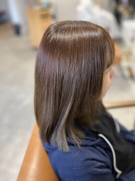 アヤジンビオス店(Ayajn bios) 黒髪でも似合うストレートヘア　髪質改善