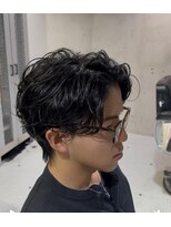 フランクスバーバーザスタンド(Frank’s barber the stand)&nbsp;MEN’S HAIR/サーフカール/刈り上げセンターパート/T