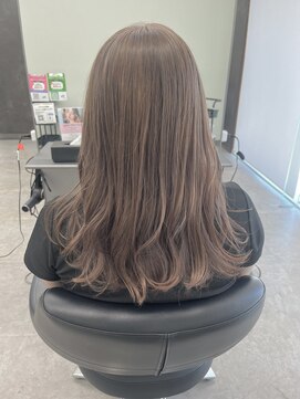 ガルボヘアー 桟橋店(garbo hair) 透明感カラー　ケアブリーチでミルクグレージュ