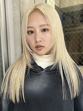 スリバー(sliver) ブリーチハイライト髪質改善ダブルカラーレイヤーカット