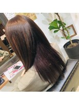 リップス ヘアー(Lips hair)&nbsp;目立ち過ぎないインナーカラースタイル