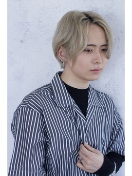 アドール(ADOR) ジョンハン風前下がりマッシュ