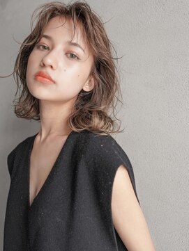 カンナ(Canna) くびれ/イメチェン前髪/暗髪/ハイライトカラー/髪質改善/30代