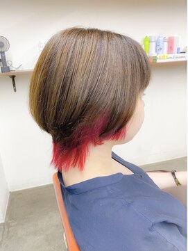 ベルクープス 天王寺店(Belle Coupes) 【Bellecoupes】杉山隆治 ショートヘア デザインカラーピンク