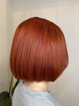 ピークスヘア(peaks hair) オレンジボブ 切りっぱなしボブ ブリーチあり ミニボブ 丸みボブ