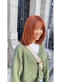 オレンジカラーのミディアムレイヤー