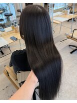 フルールバイアヴァンスクロス(Flulu by avance. cross)&nbsp;透明感ブラック/イルミナカラー/東梅田美容室