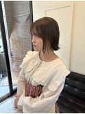 軽重めのボブ