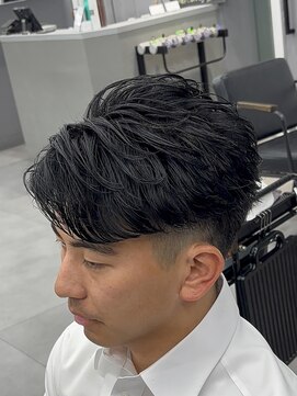 オーバルバイアピッシュ(OVARL by apish) フェザーショート/フェザーパーマ/メンズパーマ/メンズショート