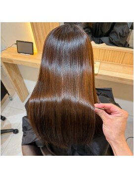 アトレ 南堀江店(attrait) 縮毛矯正と髪質改善のハイブリット絹髪矯正髪質改善