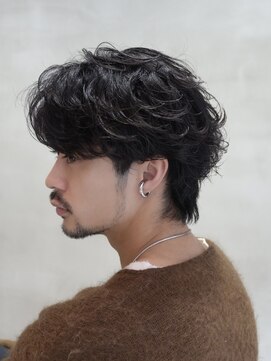 バイフィフス 原宿/表参道(by fifth) センターパートシャドウパーマスパイラルパーマ大人メンズヘア