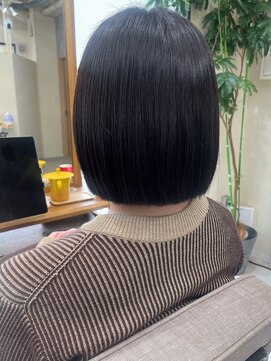 バッカ 横浜桜木町店(BACCA) 切りっぱなしボブ、ブラック