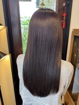 ヘア ミーツ ドレス プレローマ(HAIR meets dress pleroma)&nbsp;うねりを解消し、ずっと触っていたい☆美髪ストレート