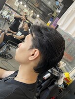 米澤理髪店(YONEZAWA)&nbsp;【襟足も活かして】後ろ毛流れスタイル