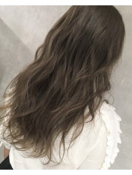 アンククロス 表参道(ANKH CROSS) オリーブグレージュ