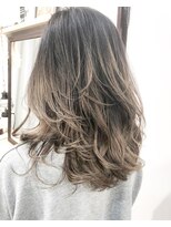 ヘアーアンドアトリエ マール(Hair&Atelier Marl)&nbsp;【Marl】グラデーションカラーの無造作セミディ♪