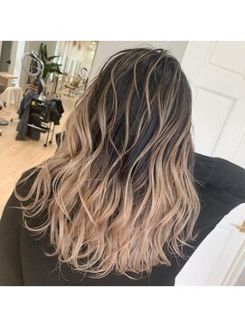 リアン(LIAN) ベージュ