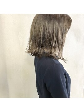 ミント(mint) 透明感グレーで柔らかさ◎