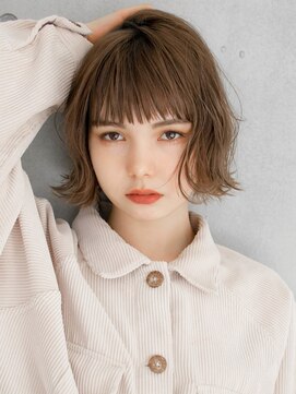 ルティア 池袋(Lutia) 顎ラインボブ　柔らかカラー