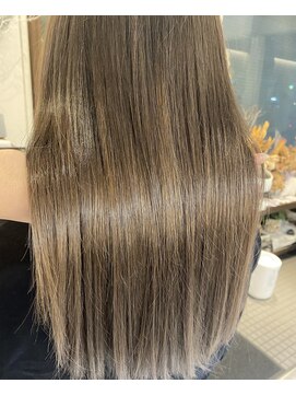 ハートライン(hair bridal Heart Line) ベージュ系カラー