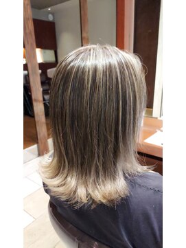 アース 菊名店(HAIR&MAKE EARTH) シャドールーツのバレイヤージュ