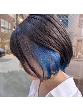 オルロバイイザ(ORLO by IZA) チラッと見える青が可愛い☆インナーカラー