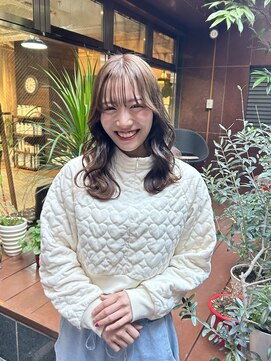 キュリオ(CURIO) ゆるふわウェーブ巻き×グレージュカラー☆