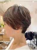 襟足すっきりゆるふわショート