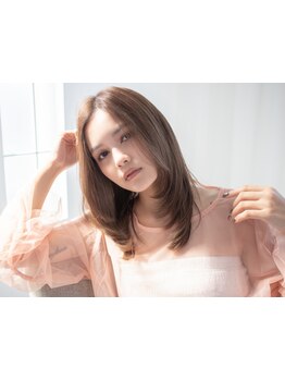 《栄駅☆徒歩3分》うねりを抑え、ナチュラルストレートに◎【縮毛矯正+Cut\9900～】艶感ストレート☆