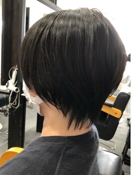 ブリス コネクション(BLISS CONNECTION)の写真/【隼人★】ショートにするなら失敗したくない方必見！骨格に合わせ扱いやすい小顔魅せスタイルに*