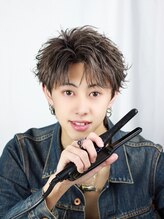 HYPER トップスタイリスト『清水琉葵』