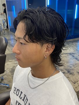 ザデイトウキョウ 表参道 青山(THE DAY TOKYO) グランジウルフ