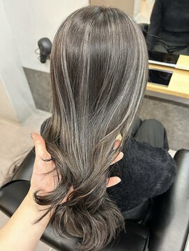 レブ 四条烏丸(Reb,) グレージュハイライト