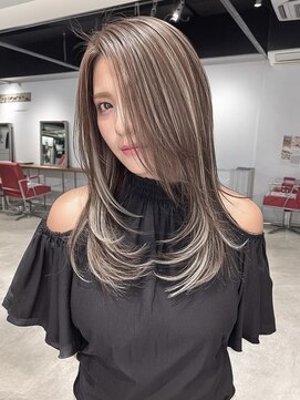 ディモアンド 表参道(Dimo&) レイヤーカット/ホワイトグレージュ/レイヤーカット/ハイライト