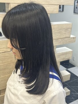 モア 下通店(MORE) ミディアムレイヤー／フェイスレイヤー／サイドバング