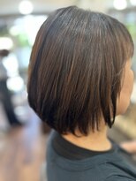 髪師 ケンジロウ(Kenjiro) 丸みボブカット