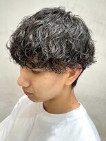 フィフス 大分(fifth)&nbsp;大分波巻きスパイラルパーマメンズカットラウンドマッシュゆるめ