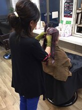 ヘアーサロン カラーラ(Hair Salon Color ra)