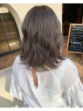 リベルテ(Liberte) 【リアルサロンワーク】透け感グレージュ×外ハネ
