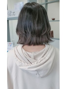 アイル(I'll) [Hair Make I`ll 奈良]レイヤーボブ×グレーグラデーション