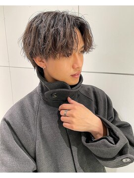 リップスヘアー 銀座(LIPPS hair) ツイストセンターパート