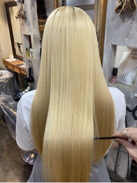 ロア 福岡天神店(LORE) ブリーチ縮毛矯正【髪質改善】