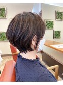 ショートボブ