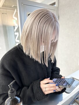 ヴァンシィー(VANCY) ホワイトベージュ