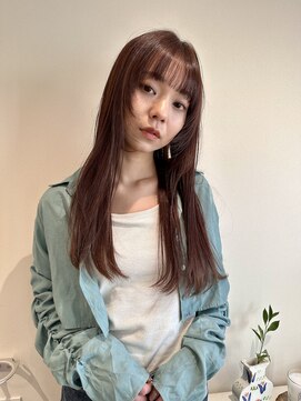 ユイル(Uil) 小顔前髪顔周りレイヤー× ベージュカラーデザインカラー