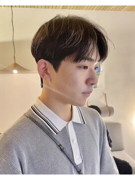 カシ 中目黒(CASI) 【ボリュームで悩む方に】ニュアンスセンターダウンパーマ