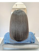 レジョワイユコンペール(Les Joyeux Comperes)&nbsp;ストレートセミロング