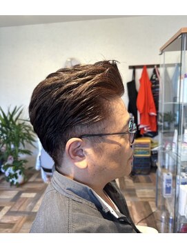 サロンドヨシミ(Salon de yoshimi) ビジネススタイル