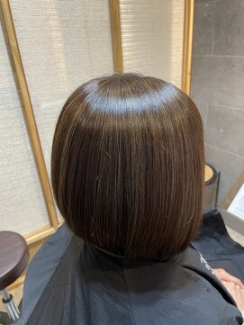 ロエ 平尾山荘(loe) 艶ボブ×ハイライト