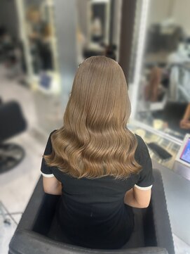 シーエスメイドバイシャチュー 栄店(CS made by SHACHU) ミルクティーベージュ/栄/ハイトーン